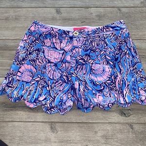 Lilly Pulizer buttercup knit shorts